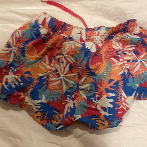 Patagonia barely baggies - Picture 2 of 2